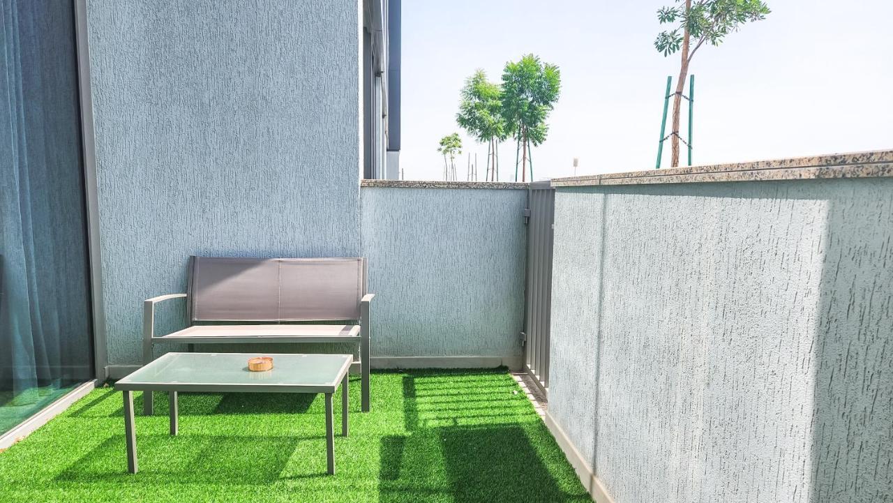 By Latinem Luxury 1br Study Cv B112 Near Burj Khalifa * Dubai