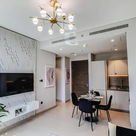 Stay By Latinem Luxury 1Br Plus Study Holiday Home Cv B112 Near Burj Khalifa Dubai Exterior foto